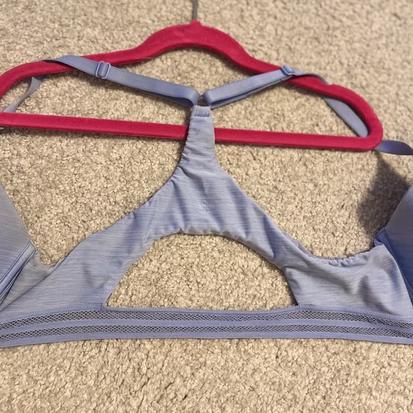 Victoria’s Secret racer back w/ front snap closure beautiful net detail 34DD - Picture 5 of 5